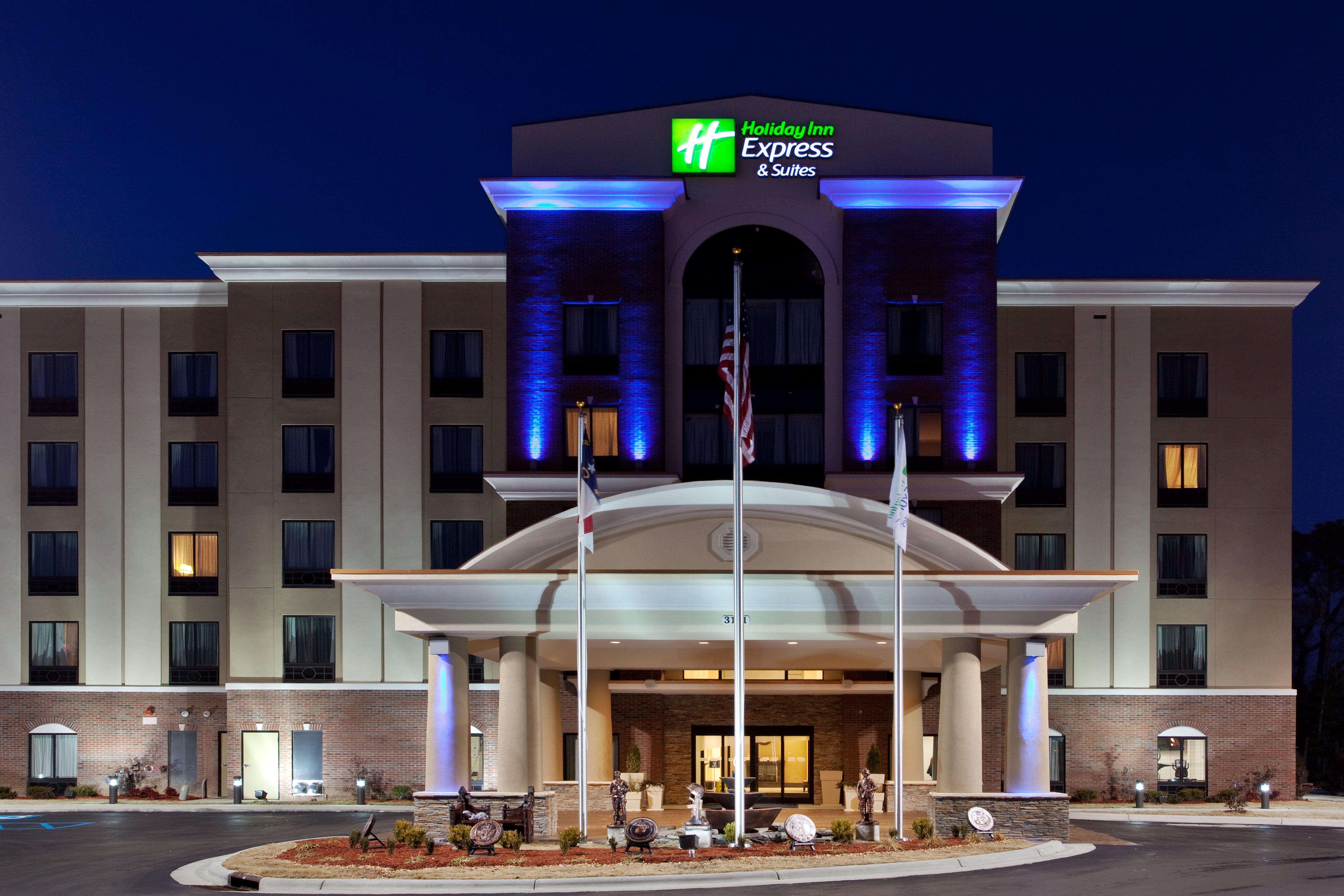 Holiday Inn Express Hotel & Suites Hope Mills-Fayetteville Airport By Ihg Εξωτερικό φωτογραφία