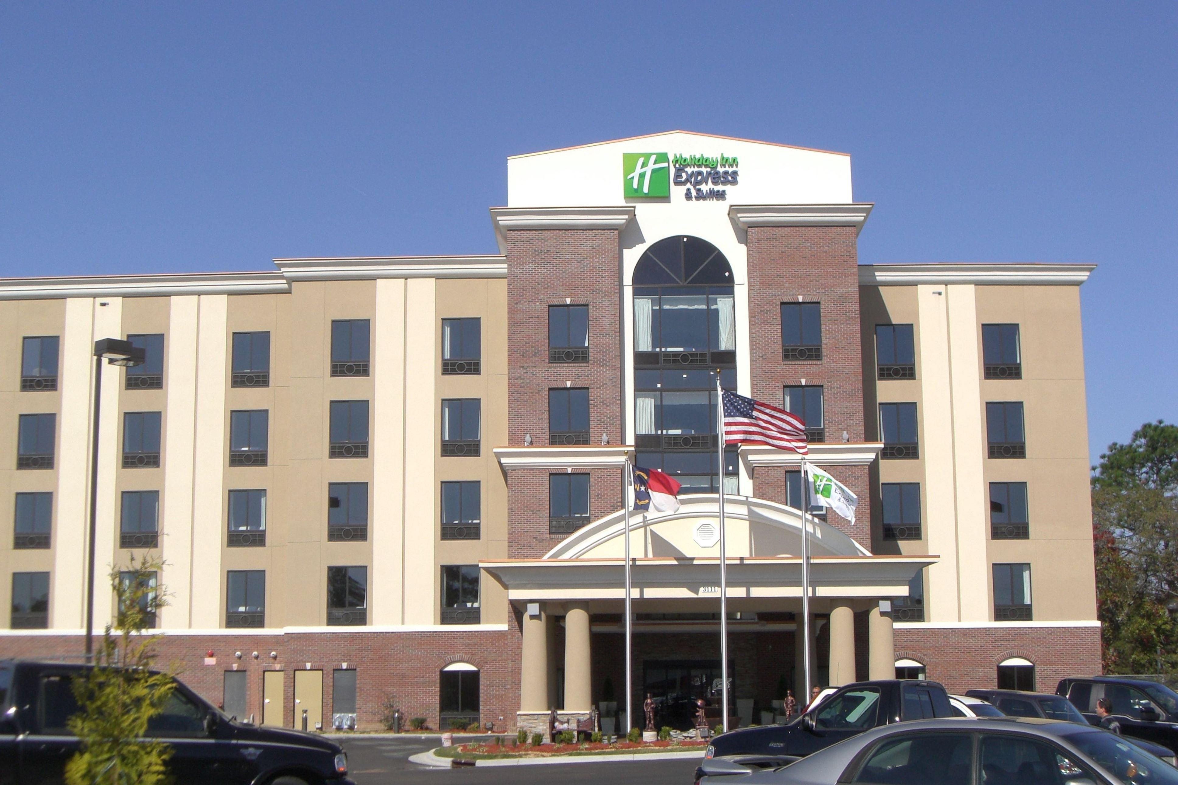 Holiday Inn Express Hotel & Suites Hope Mills-Fayetteville Airport By Ihg Εξωτερικό φωτογραφία