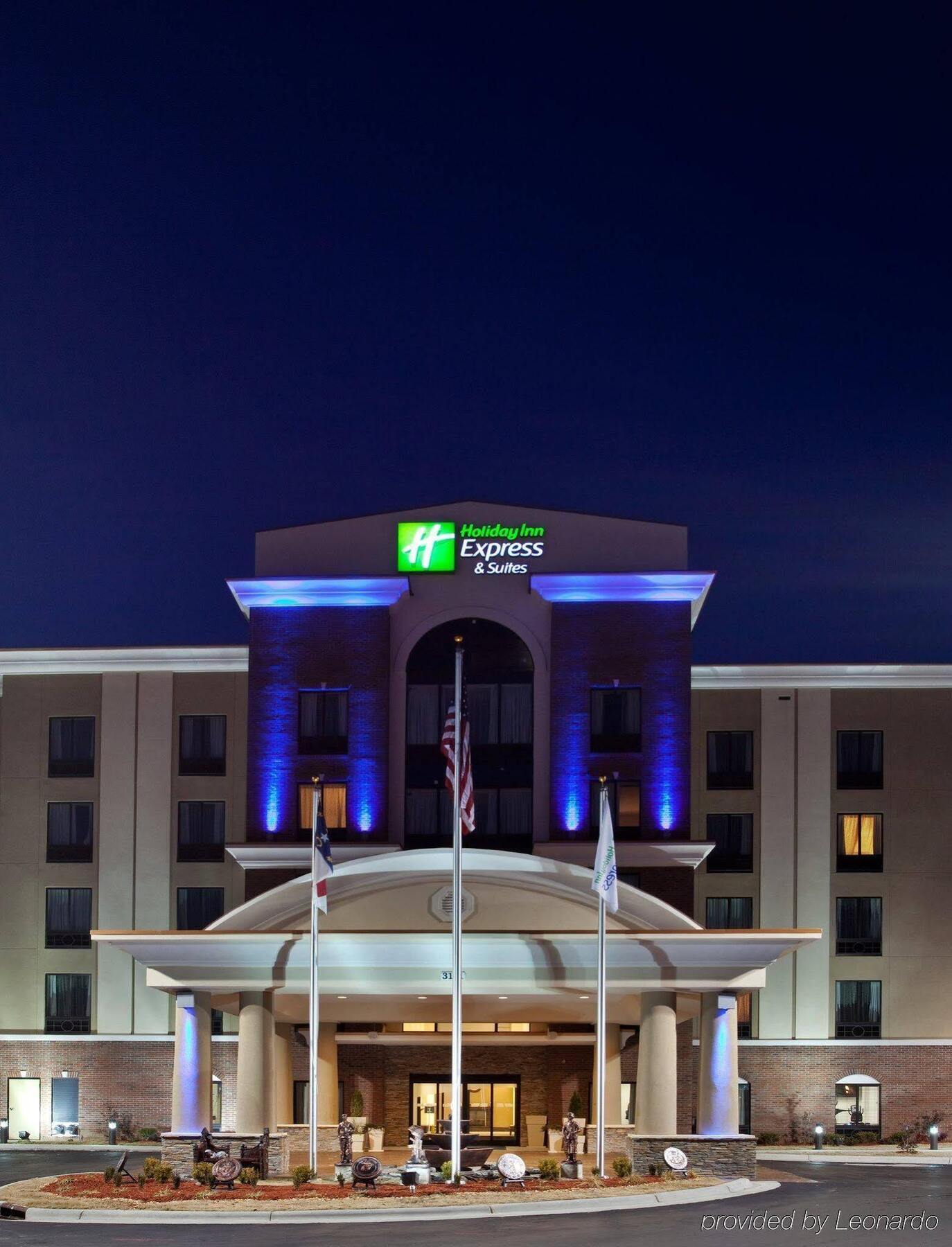Holiday Inn Express Hotel & Suites Hope Mills-Fayetteville Airport By Ihg Εξωτερικό φωτογραφία